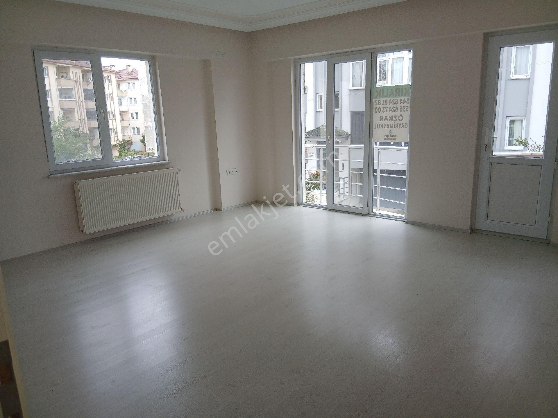 Neviye Mah Ertekin Evkerinde Ara Kat 125 M² 3 +1 Ebeveyin Banyolu Lokasyonu Düzgün - Görsel 9