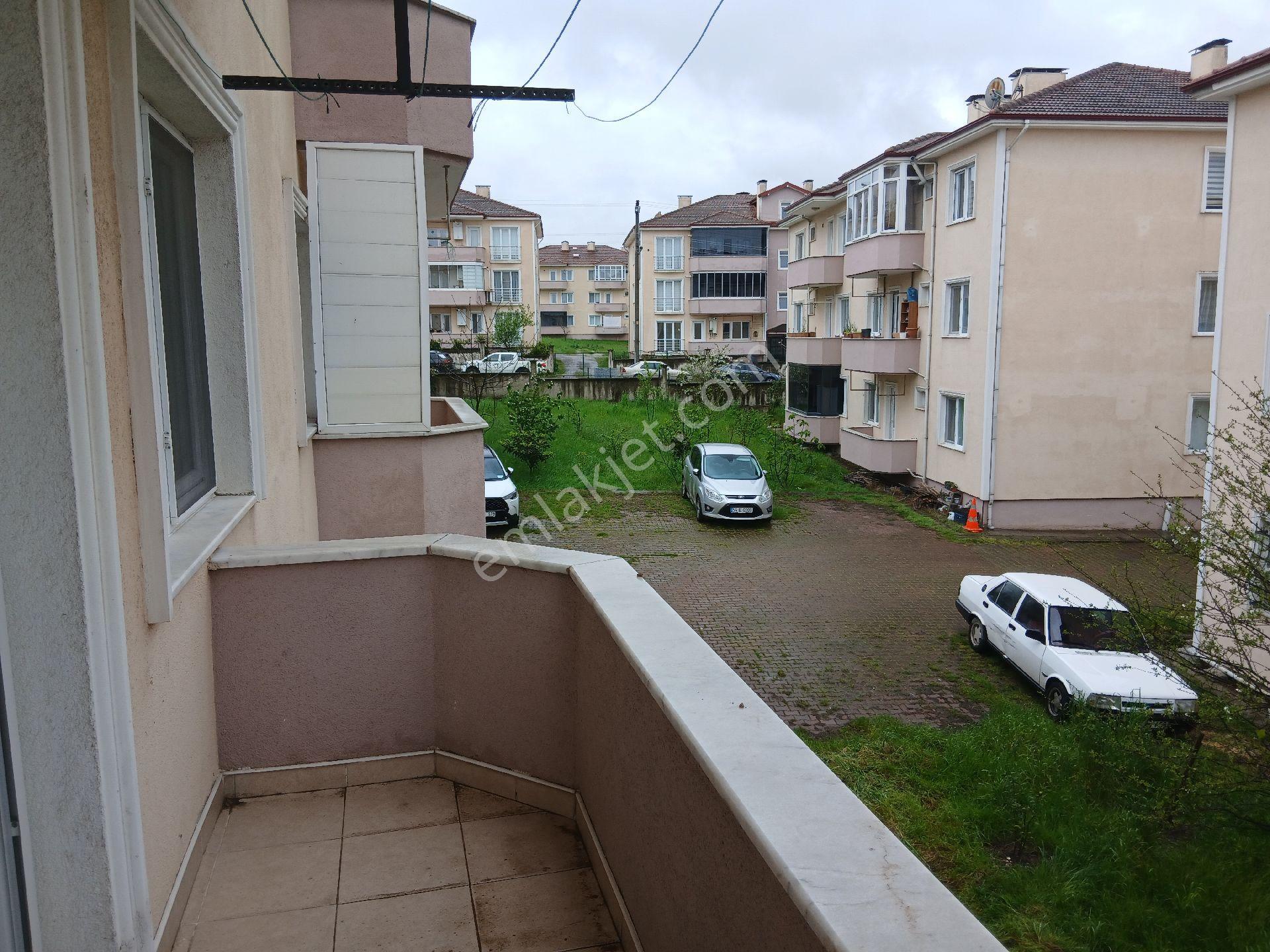 Neviye Mah Ertekin Evkerinde Ara Kat 125 M² 3 +1 Ebeveyin Banyolu Lokasyonu Düzgün - Görsel 18