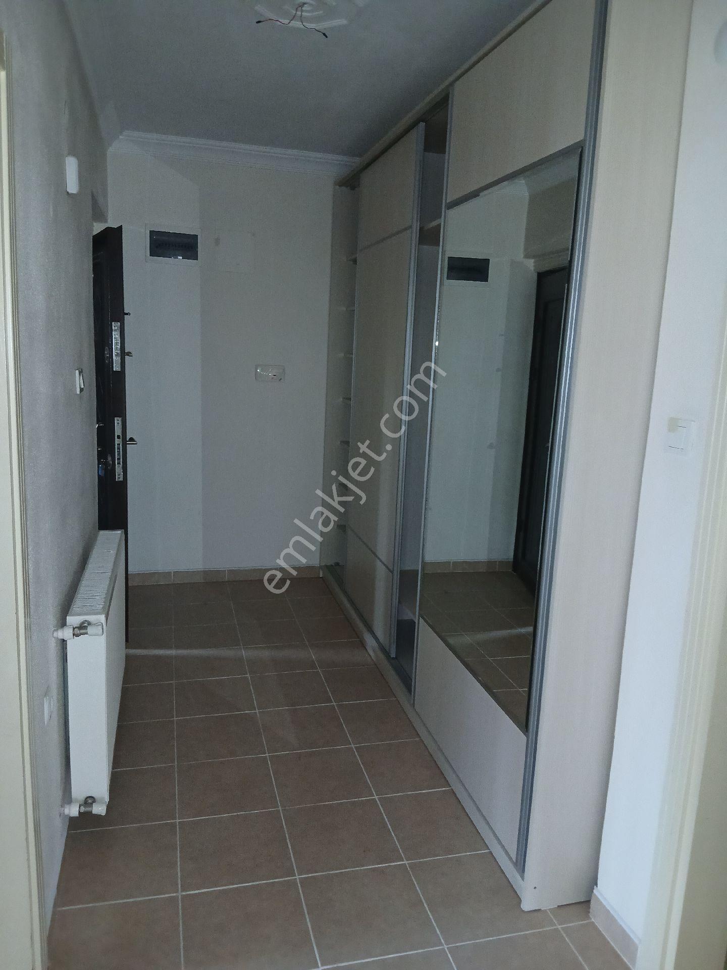 Neviye Mah Ertekin Evkerinde Ara Kat 125 M² 3 +1 Ebeveyin Banyolu Lokasyonu Düzgün - Görsel 19