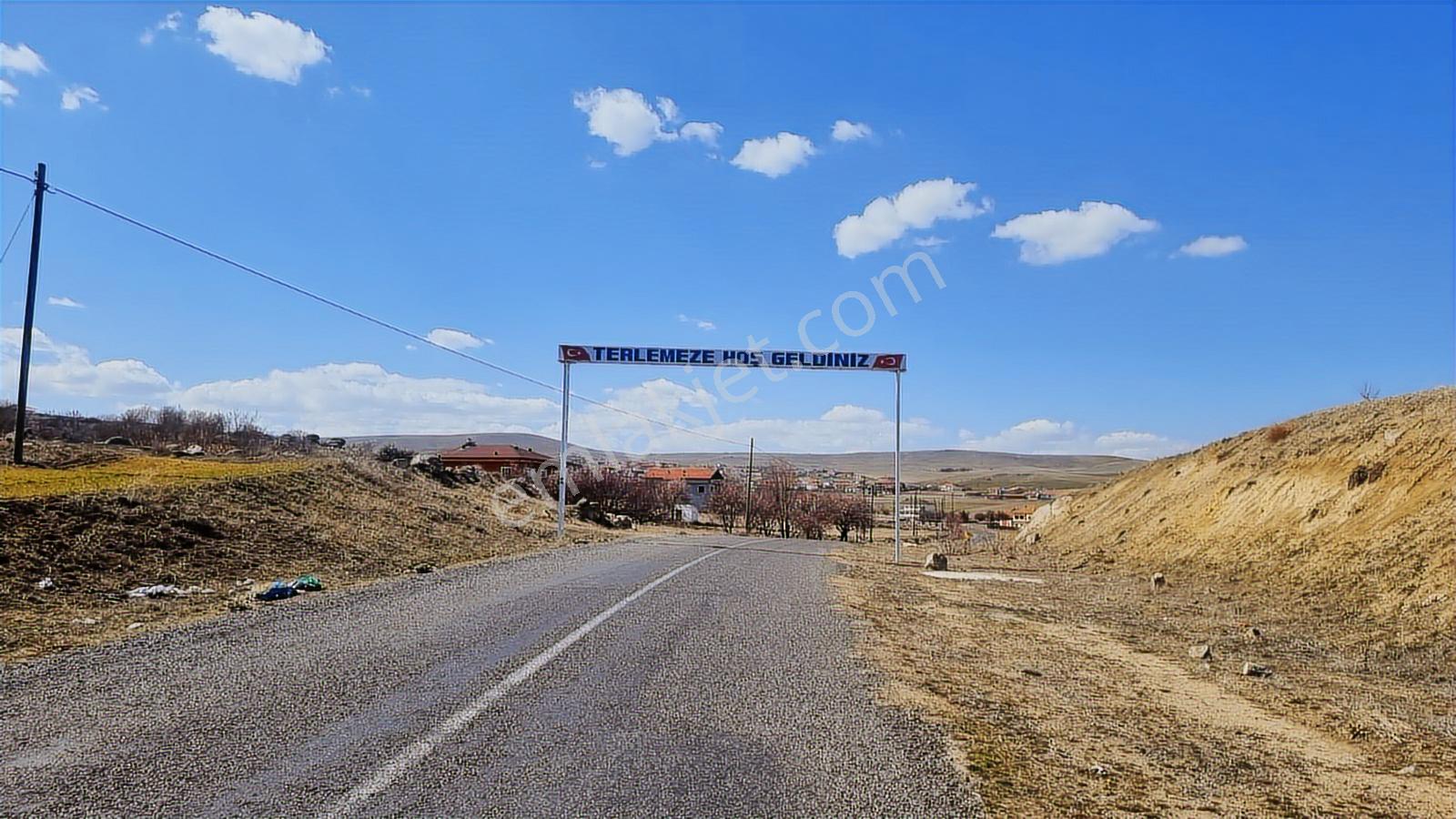 Nevşehir Gülşehir Terlemezde 1308m2 İmarlı Arsa - Görsel 8