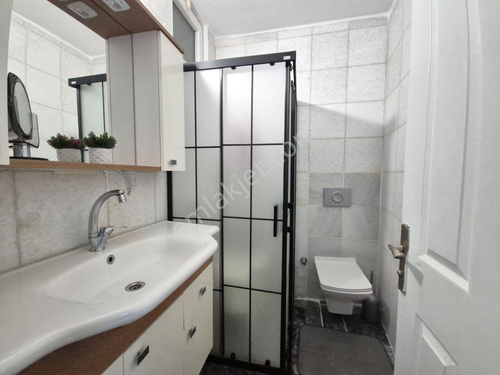 Umas Solution'dan Geniş Bahçeli - Plaja Çok Yakın 4+1 Villa - Görsel 24