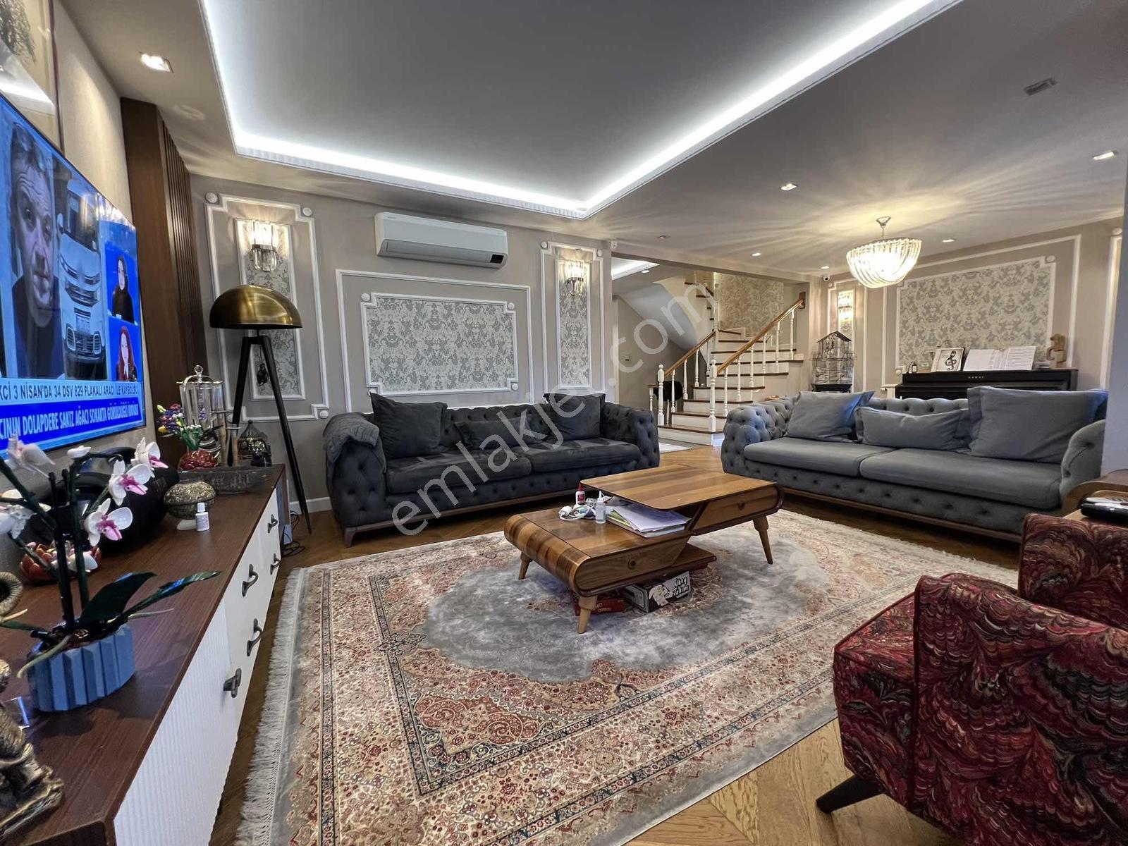 Üsküdar Çengelköy Ata 2 Sitesinde 320 M2 Triplex Eşsiz Villa - Görsel 21