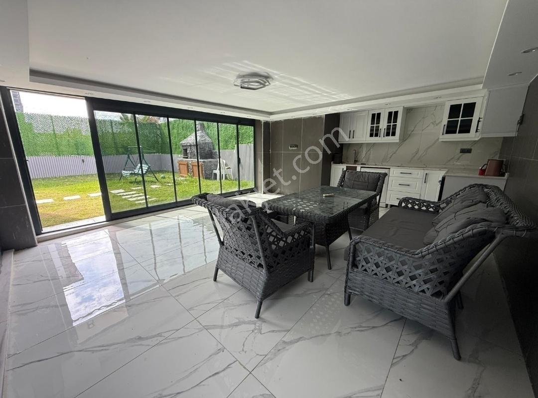 Amaç'tan Villa Bölgesi Bulvara Yakın 5+2 Kış Bahçeli Lüks Villa - Görsel 17