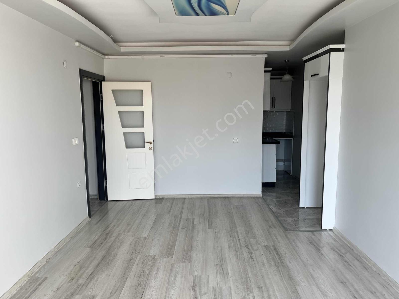 Gömeç Kemalpaşa Hastane Ve Okul Sokağında Kiralık Daire - Görsel 2