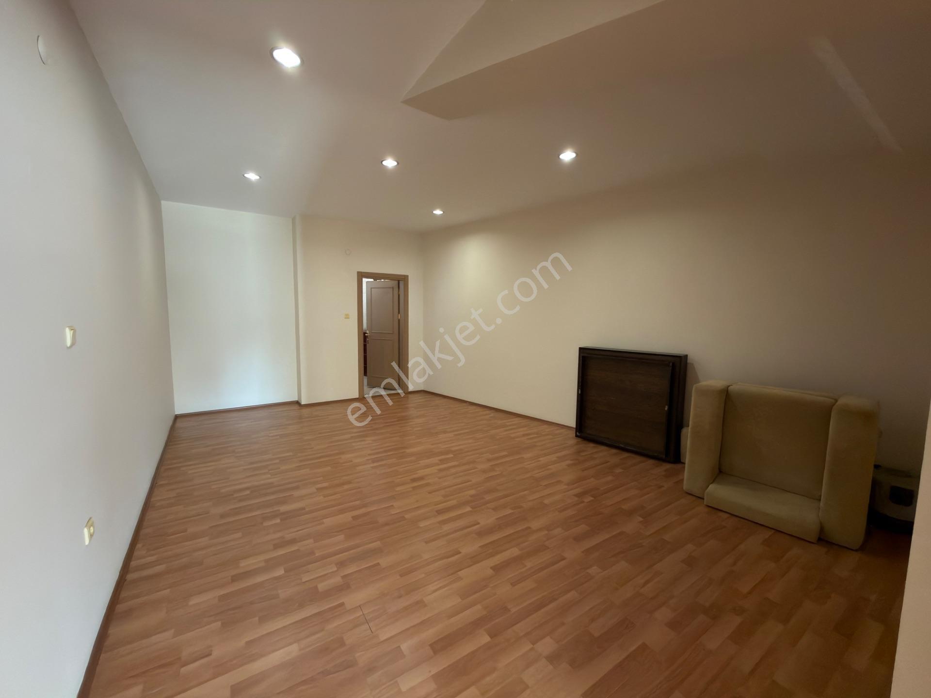 Bağcılar Bağlar Mahallesinde Kiralık İşyeri Katları - Görsel 11