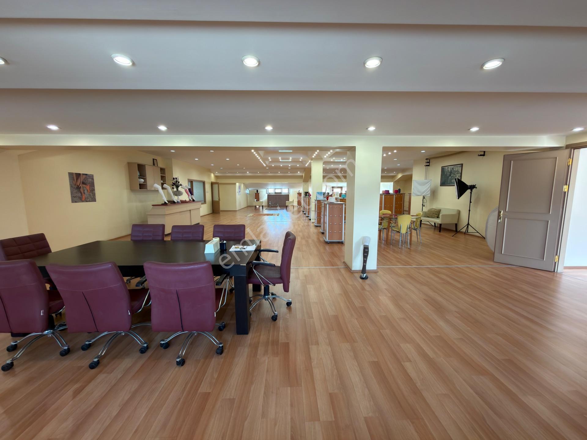 Bağcılar Bağlar Mahallesinde Kiralık İşyeri Katları - Görsel 9