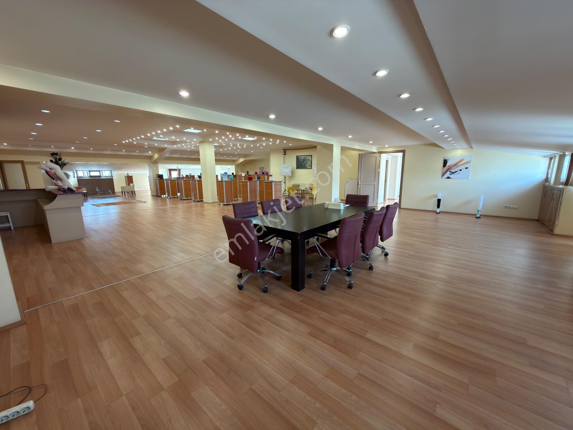 Bağcılar Bağlar Mahallesinde Kiralık İşyeri Katları - Görsel 8