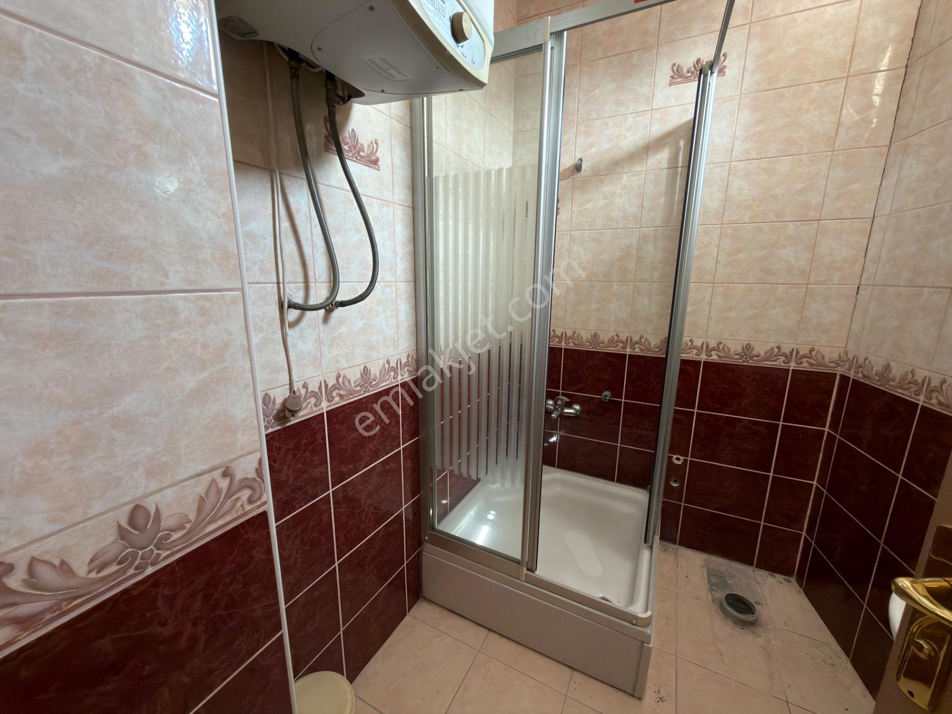 Bağcılar Bağlar Mahallesinde Kiralık İşyeri Katları - Görsel 13