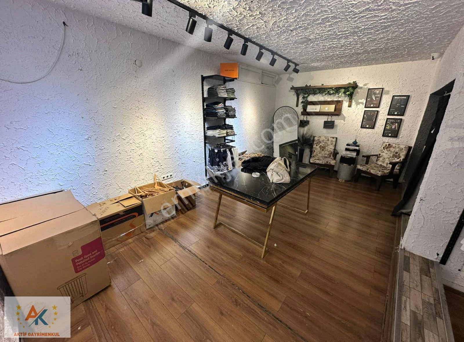 Aktif'ten Çarşı İşlek Cadde'de 100m2 Kiralık Asma Katlı Dükkan - Görsel 6