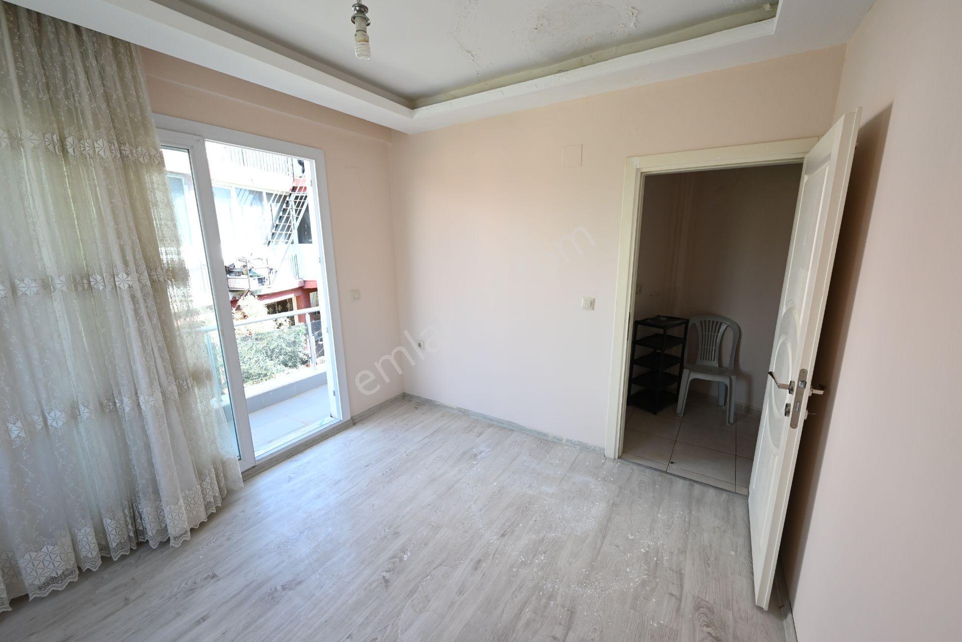 Üstünkent'ten Çiftlikköy'ün Merkezinde Satılık Geniş 2+1 Daire - Görsel 14