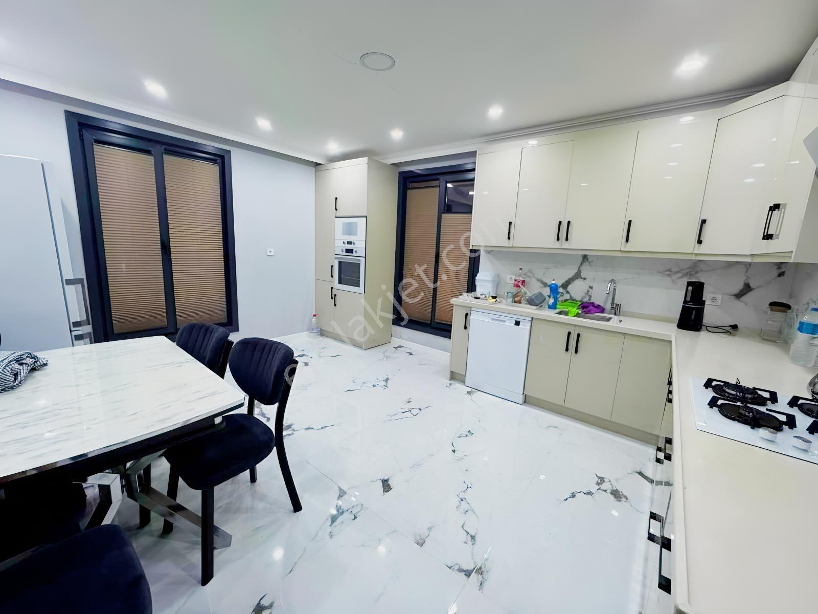 Hem Köy Hayatı Hem Şehir Konforu Arsa İçerisinde Komple Mülk - Görsel 2