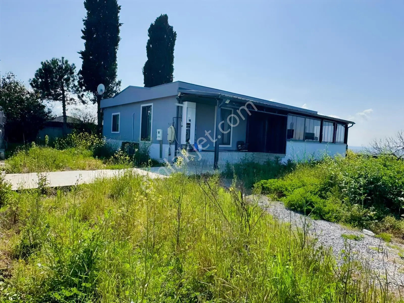 Hem Köy Hayatı Hem Şehir Konforu Arsa İçerisinde Komple Mülk