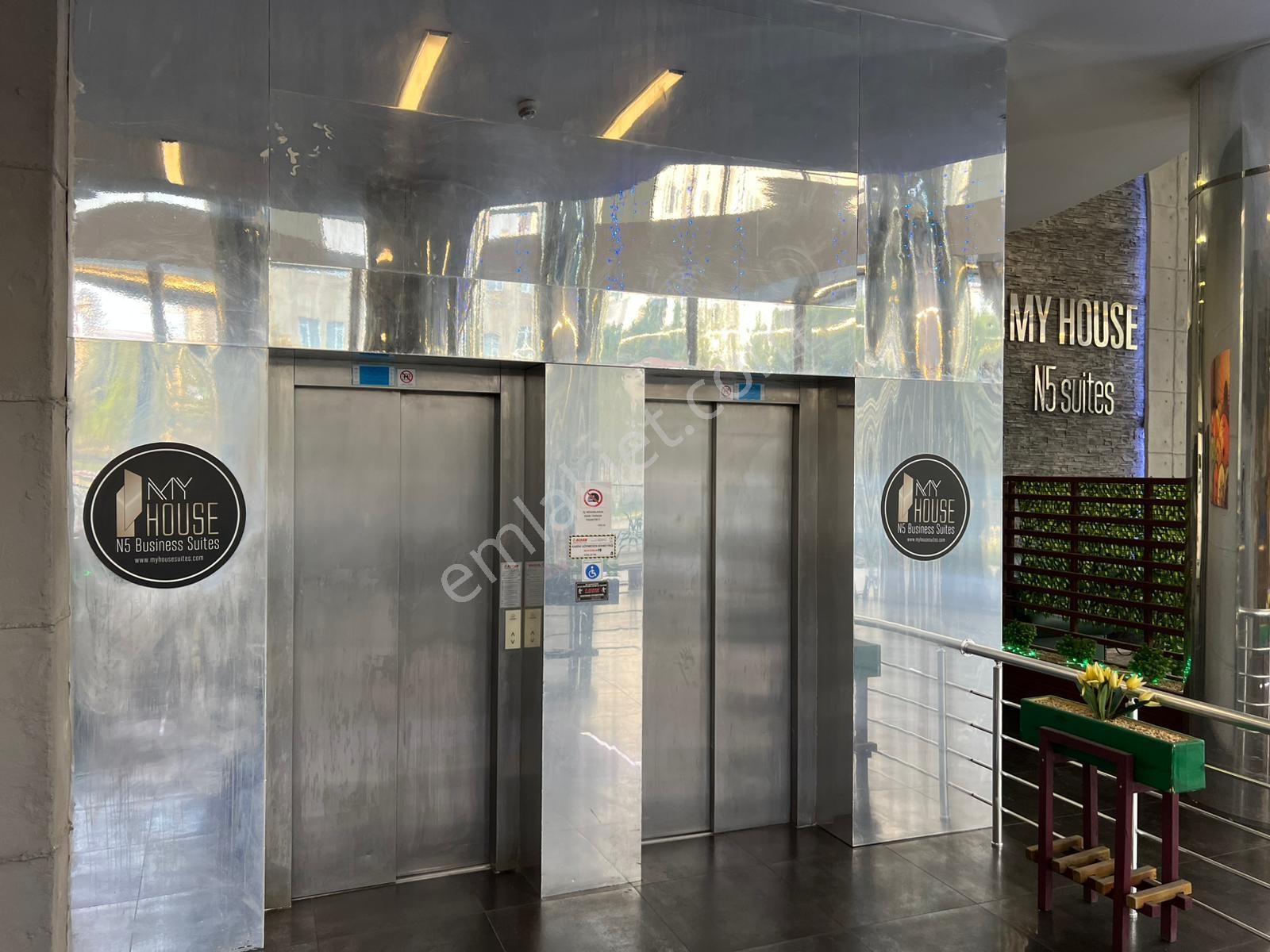 Pegaas'tan N5 Suites'te E5'e Ve Metrobüse Yakın 1+1 Eşyalı Daire - Görsel 35
