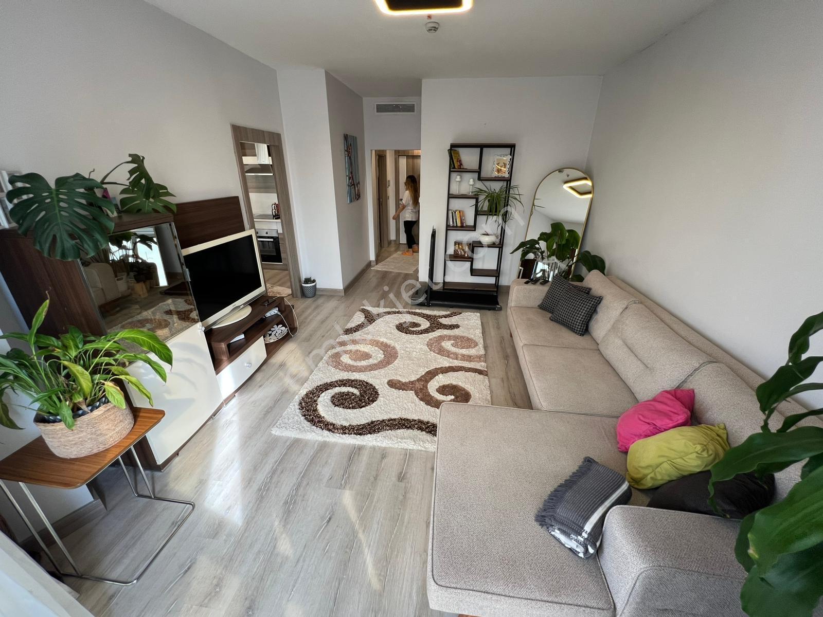 Pegaas'tan N5 Suites'te E5'e Ve Metrobüse Yakın 1+1 Eşyalı Daire - Görsel 7