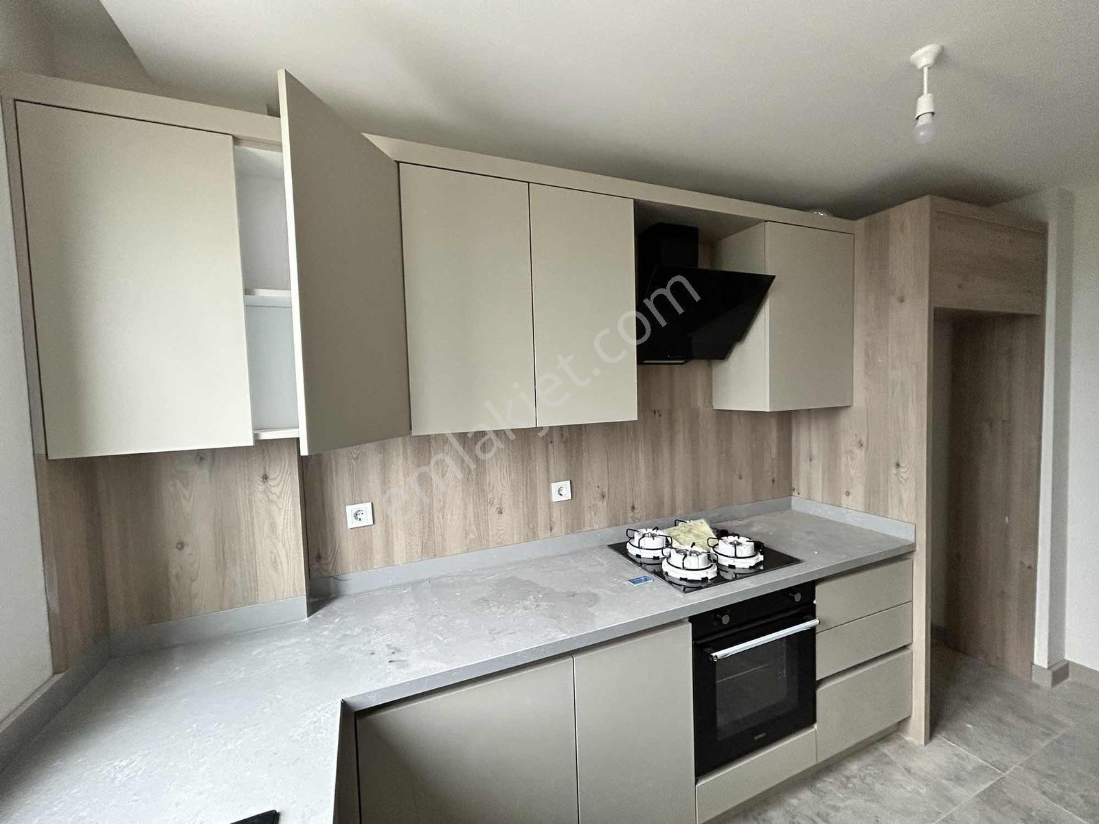Göçerler'de Satılık Havuzlu Sitede 2+1 Ebeveyn Banyolu Sıfır - Görsel 12