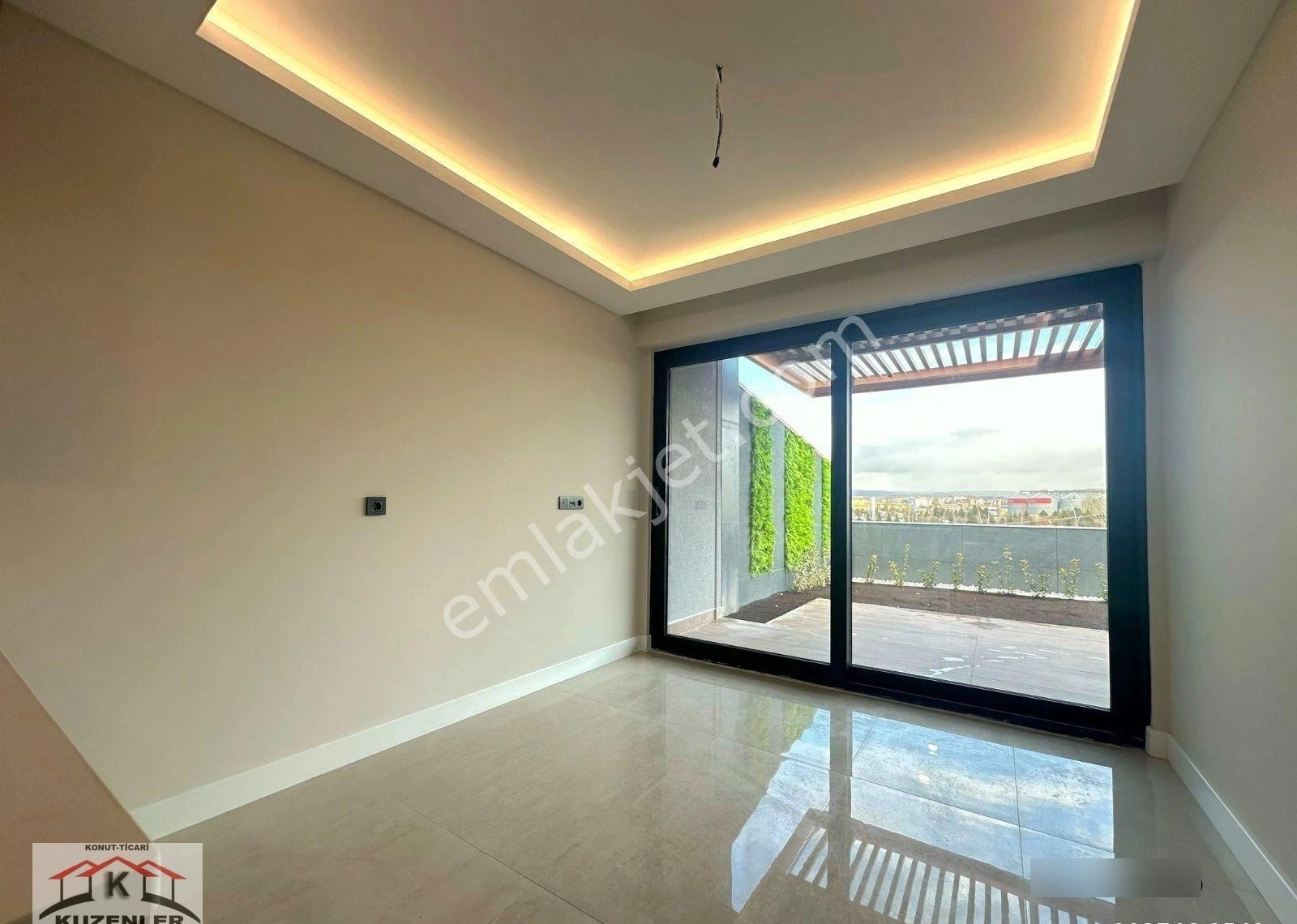 Kuzenler Emlak'tan 7/24 Güvenlik K.otoparklı Sitede 5+1 Villa - Görsel 12