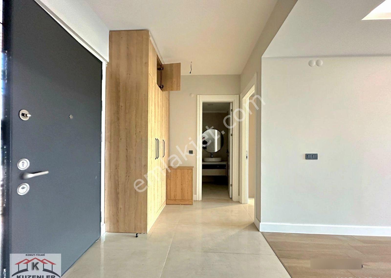 Kuzenler Emlak'tan 7/24 Güvenlik K.otoparklı Sitede 5+1 Villa - Görsel 18