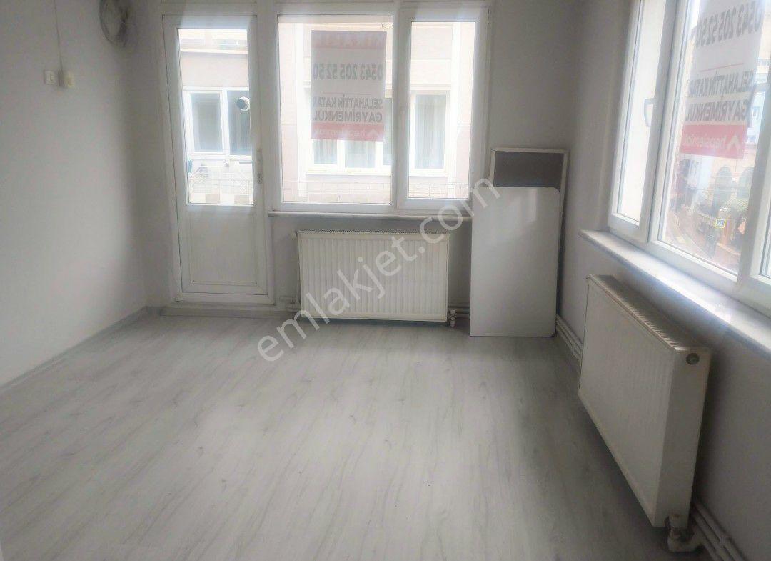 Yıldırım İncirli Cadde Üzeri 3+1.90m.3.kat.kombili.daire - Görsel 13