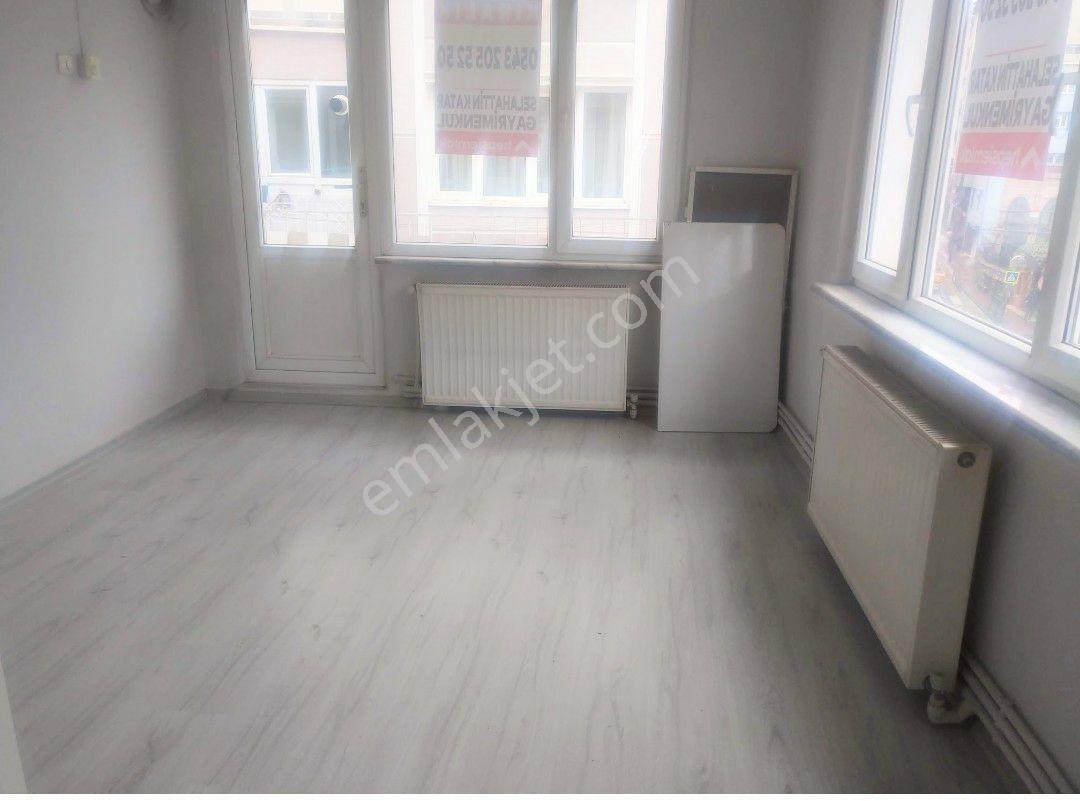 Yıldırım İncirli Cadde Üzeri 3+1.90m.3.kat.kombili.daire - Görsel 16