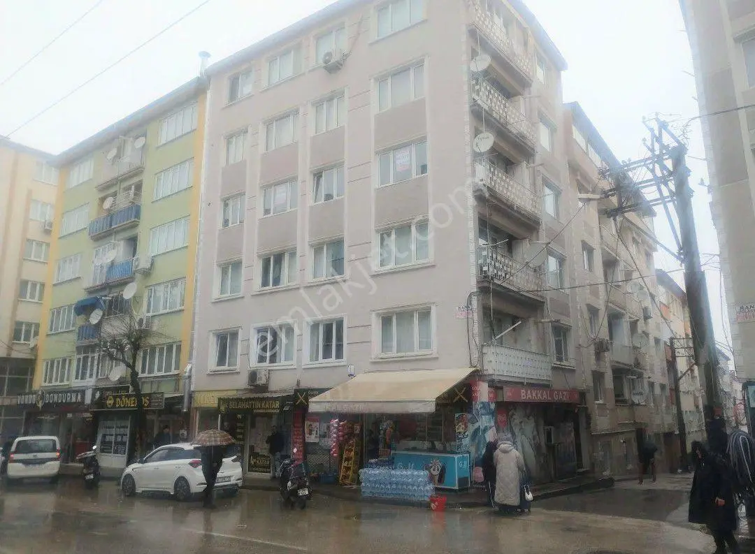 Yıldırım İncirli Cadde Üzeri 3+1.90m.3.kat.kombili.daire - Görsel 2