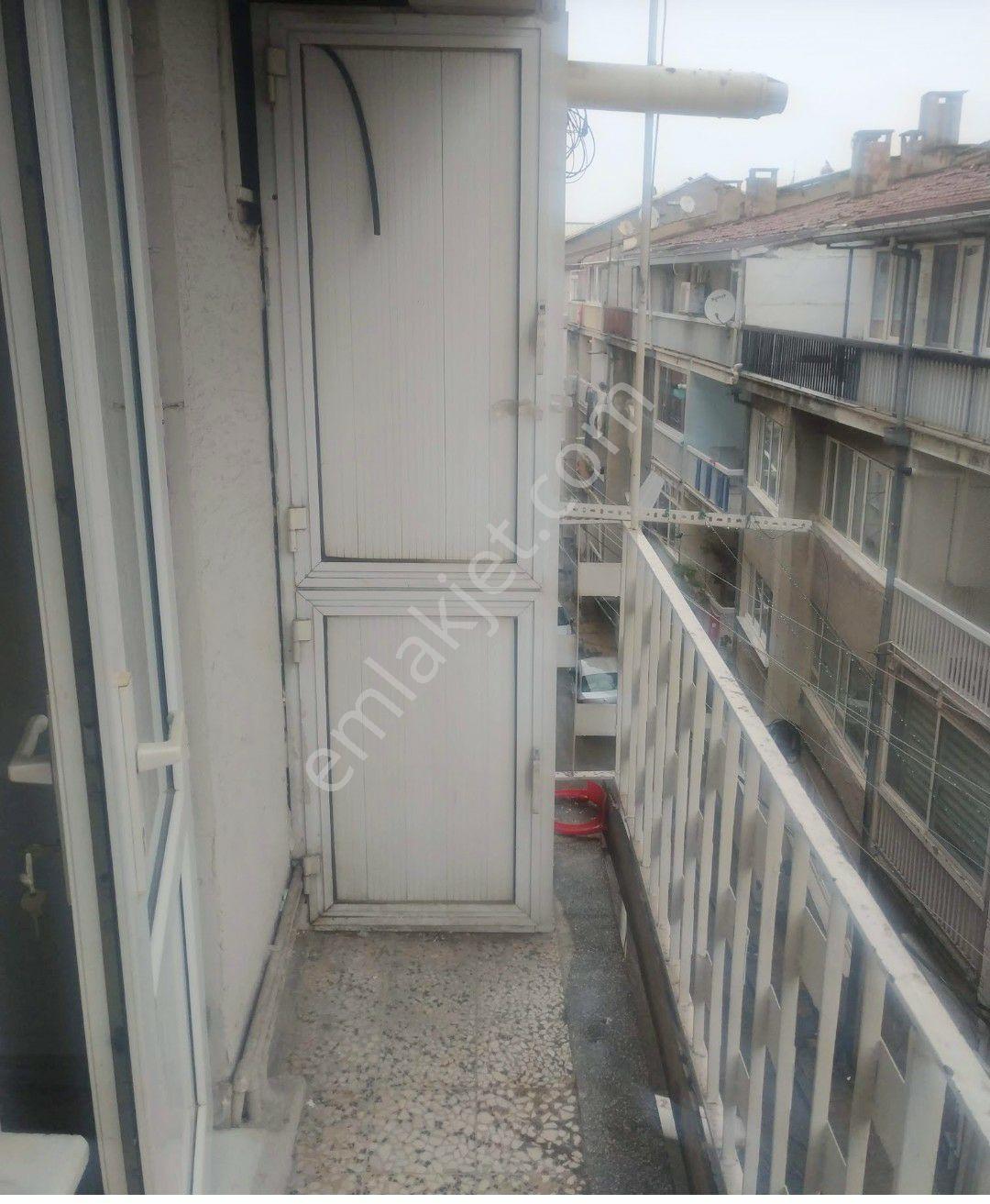 Yıldırım İncirli Cadde Üzeri 3+1.90m.3.kat.kombili.daire - Görsel 17