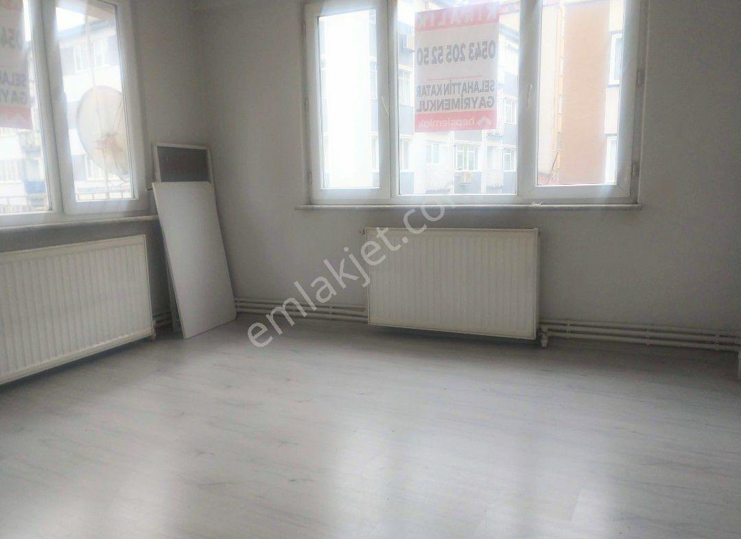 Yıldırım İncirli Cadde Üzeri 3+1.90m.3.kat.kombili.daire - Görsel 12