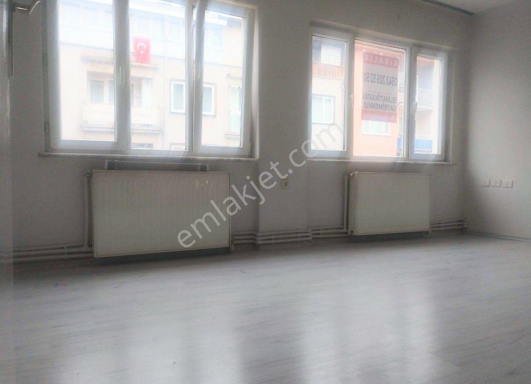 Yıldırım İncirli Cadde Üzeri 3+1.90m.3.kat.kombili.daire - Görsel 8