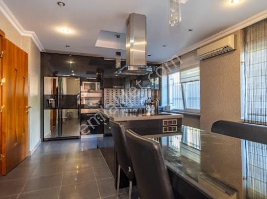 Fatih Mah.de Deniz Manzaralı, Müstakil Girişli,e5e Yakın Villa - Görsel 26