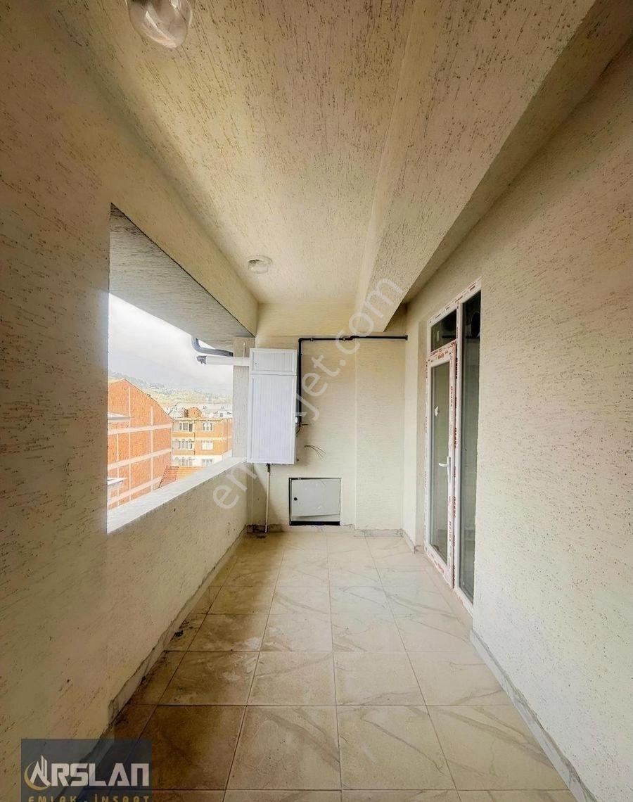 İnegöl Cerrah Mahallesı'nde Kıralık 2 + 1 ,120 Metre² Daıre