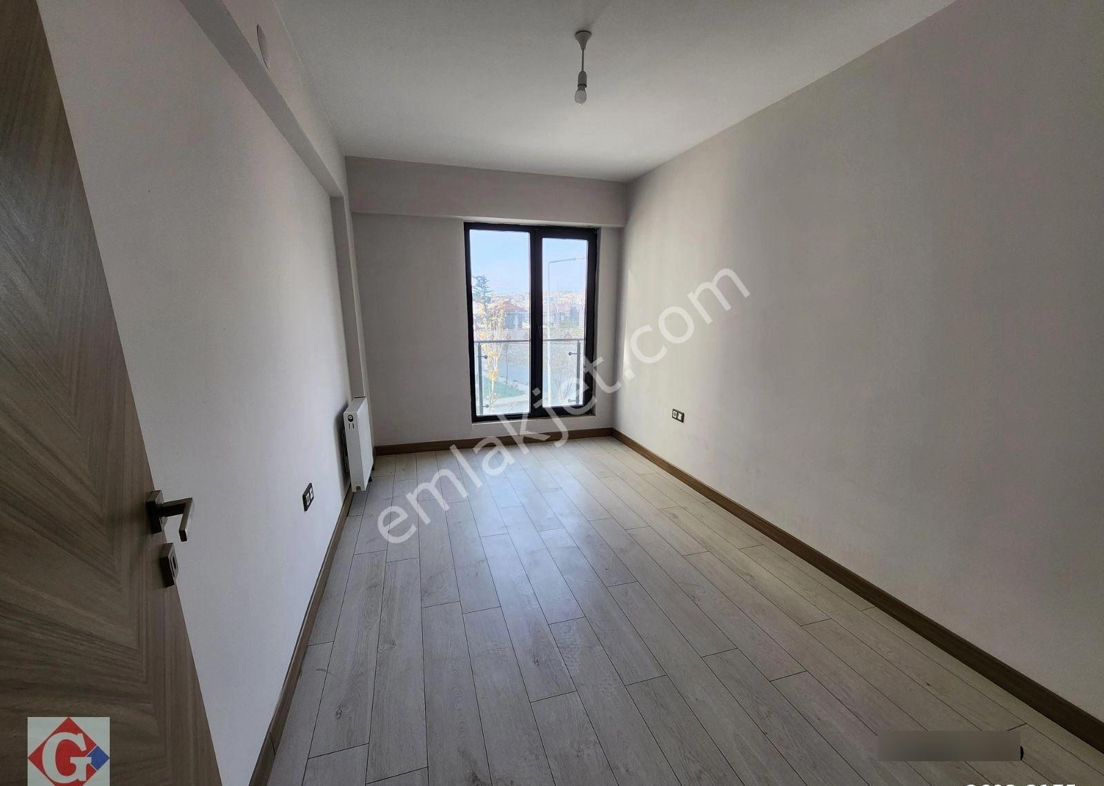Görgün'den Güzelyalı Göl Toki'de 3+1 160m2 Gkb Sıfır Daire - Görsel 7