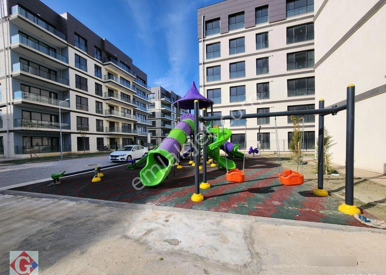 Görgün'den Güzelyalı Göl Toki'de 3+1 160m2 Gkb Sıfır Daire - Görsel 10