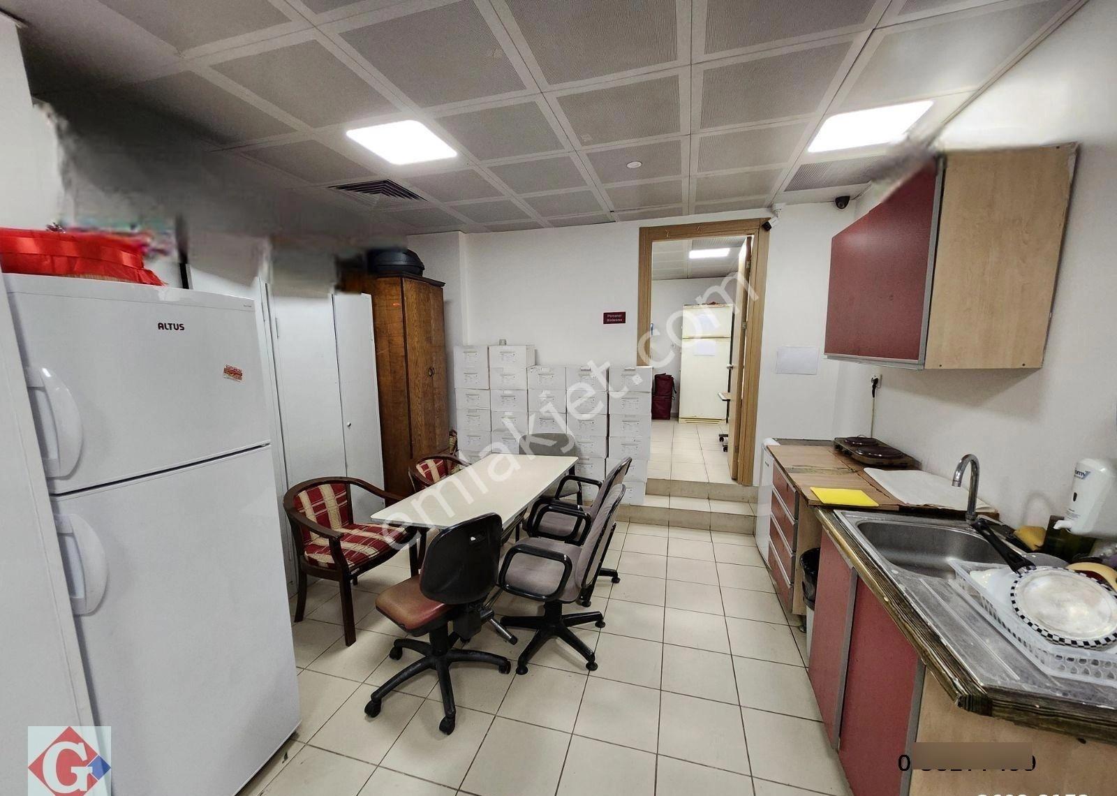 Görgün'den Stadyum Cad. 200m2 Zemin 200m2 Bodrum Satılık Dükkan - Görsel 5