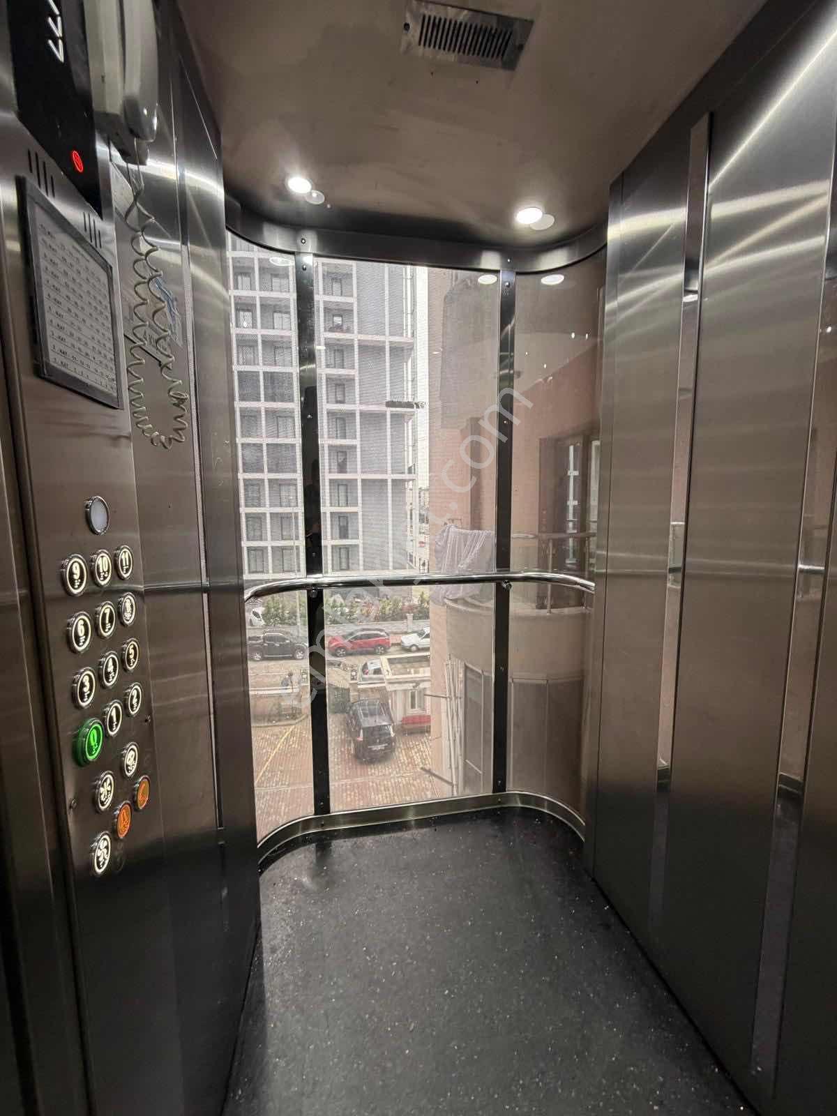 Hafsa Sultanda Site İçerisinde Prestijli 3+1 Daire - Görsel 4