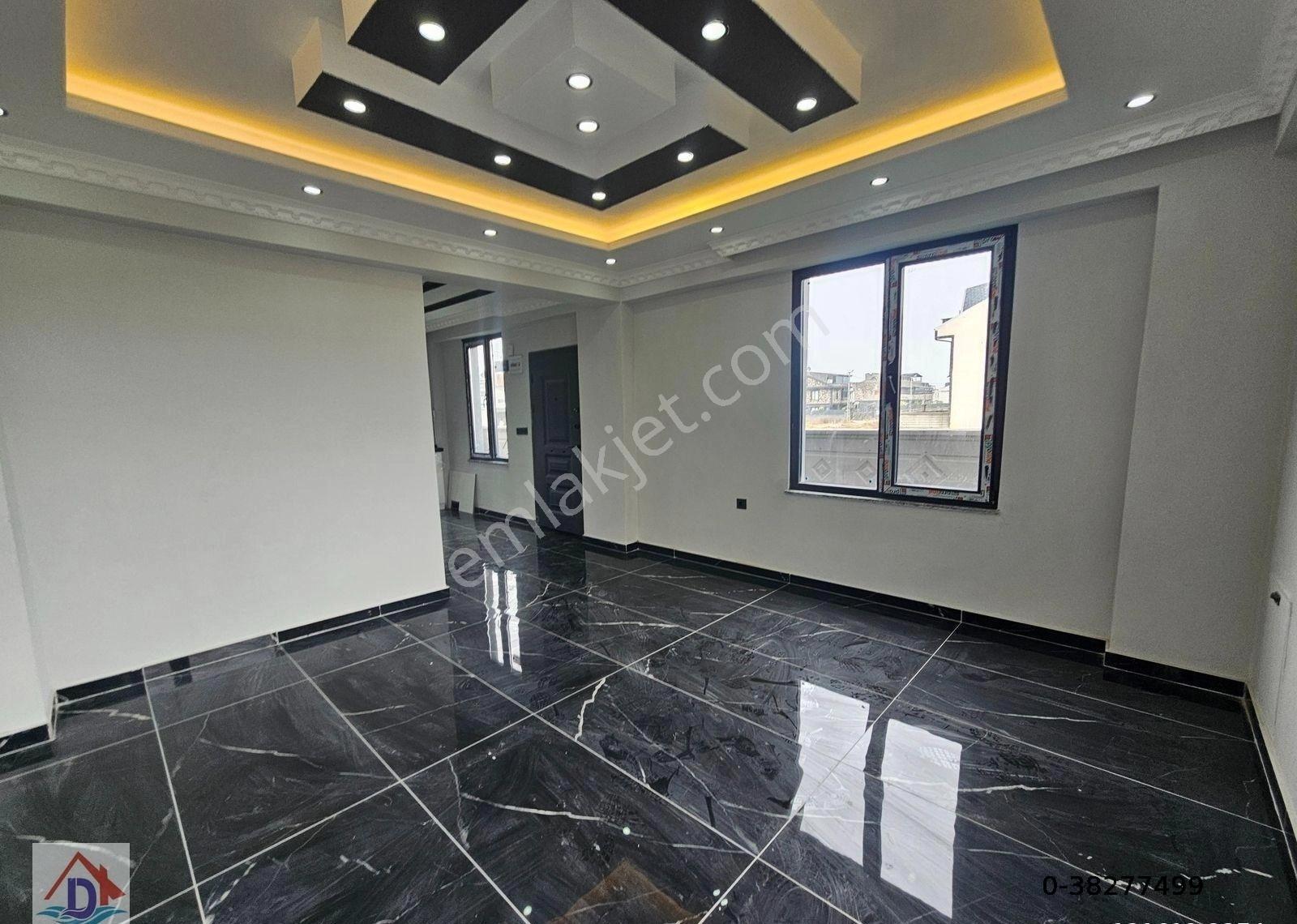 Deniz'den 4+1 Geniş Bahçeli, Ön Cephe, Yerden Isıtmalı Villa - Görsel 11