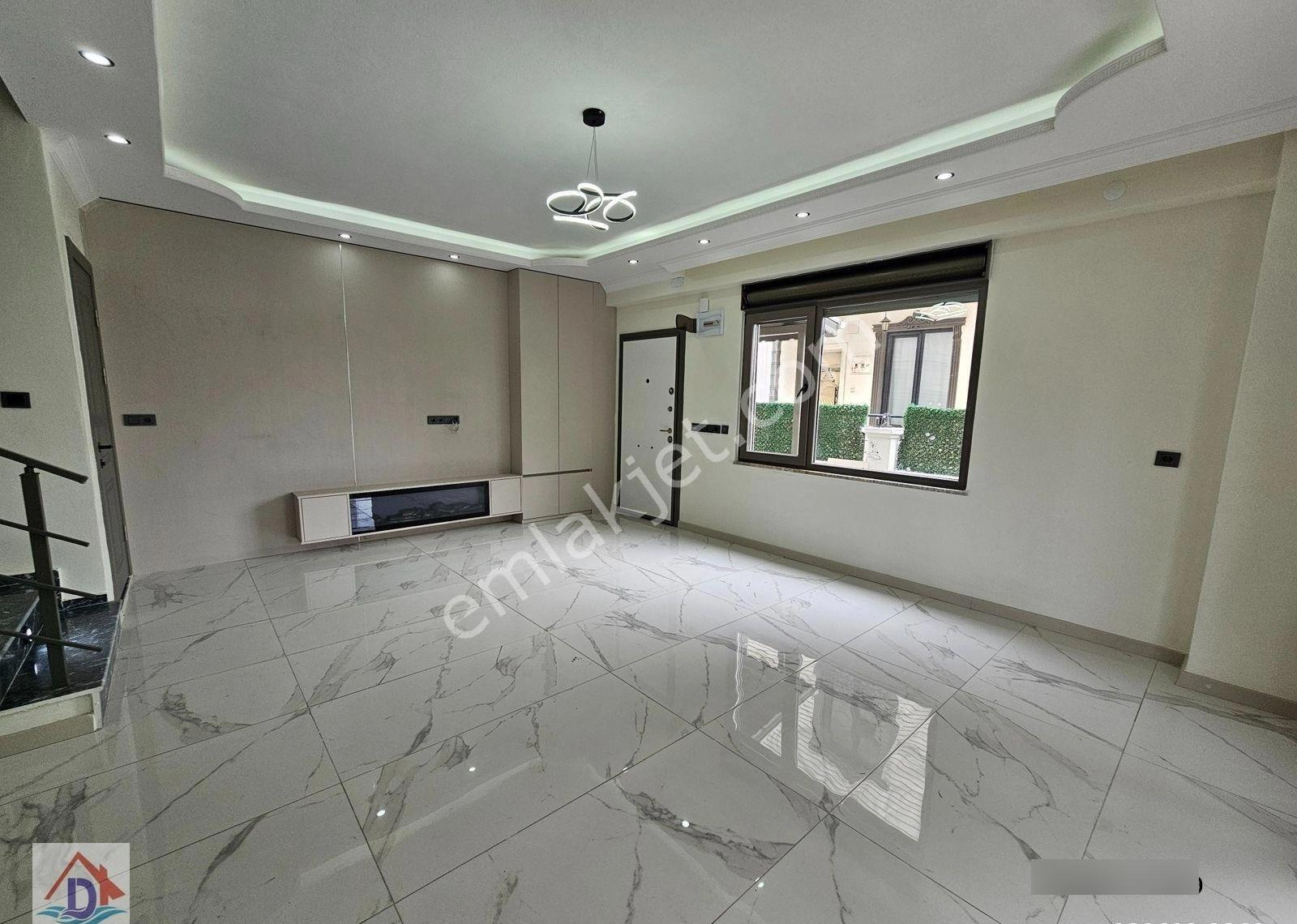 Denize 50 Mt. Mesafede 4+1,bahçeli Yerden Isıtmalı Satılık Villa - Görsel 16