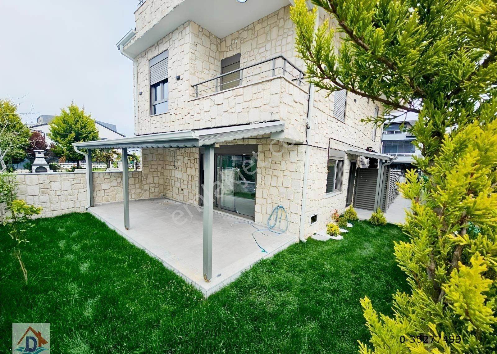 Denize 50 Mt. Mesafede 4+1,bahçeli Yerden Isıtmalı Satılık Villa - Görsel 21