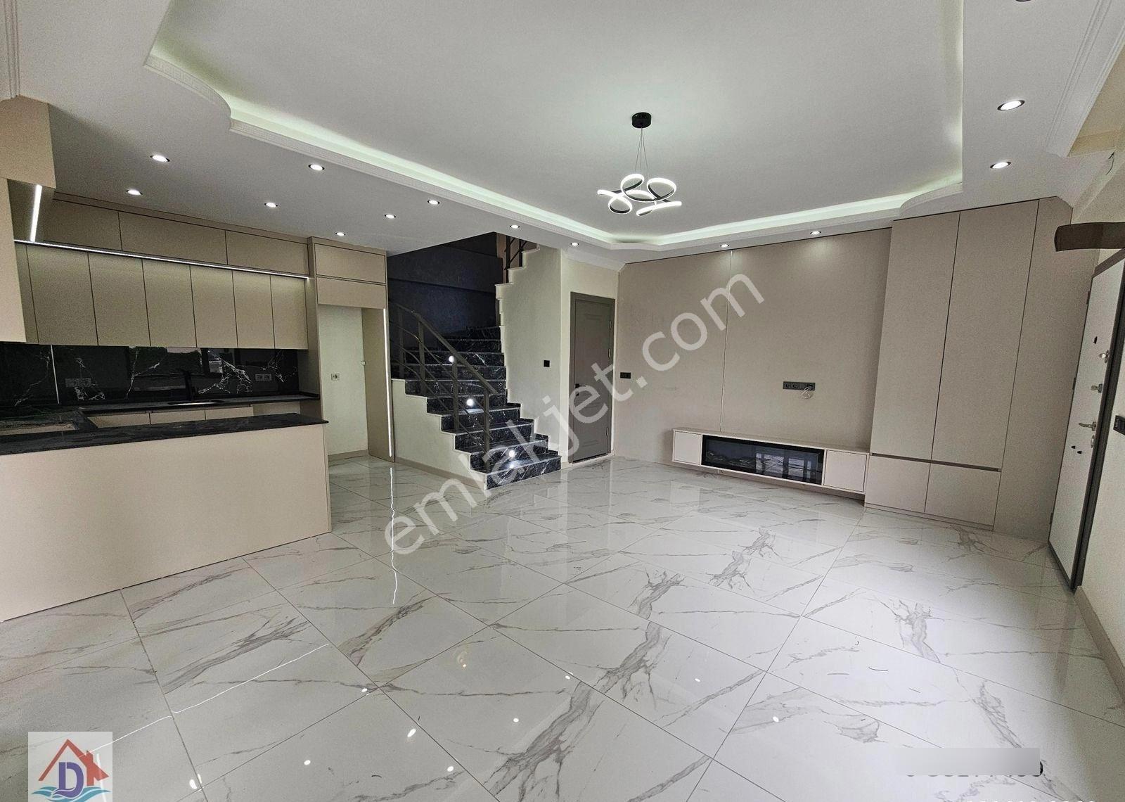 Denize 50 Mt. Mesafede 4+1,bahçeli Yerden Isıtmalı Satılık Villa - Görsel 24