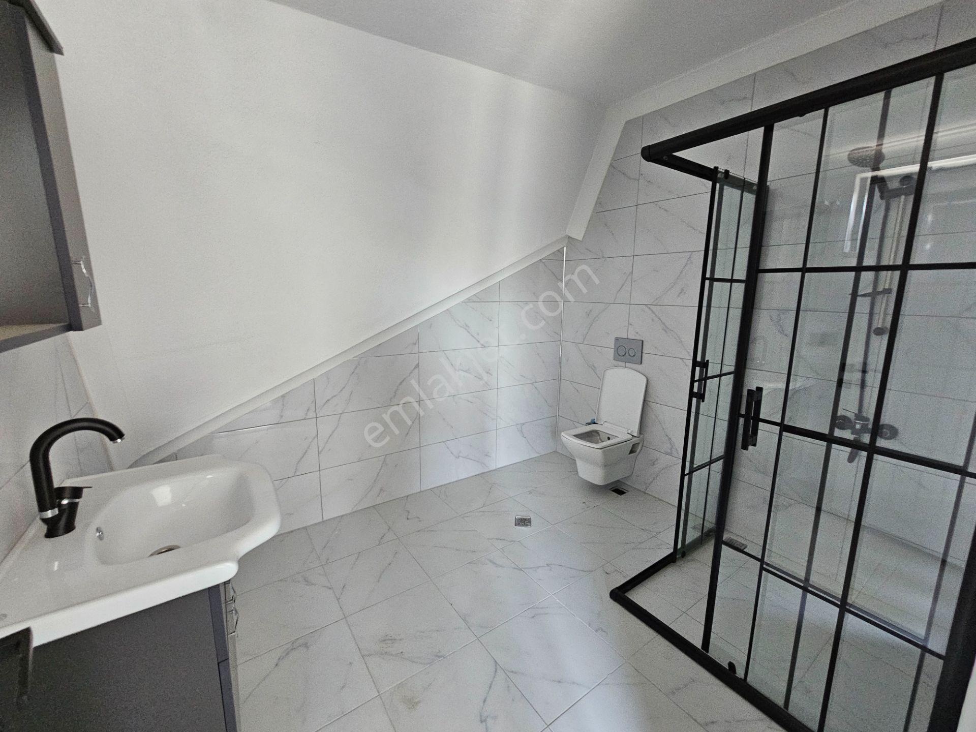 Deniz'den 4+1 Geniş Bahçeli, Yerden Isıtmalı ,denize Yakın Villa - Görsel 35