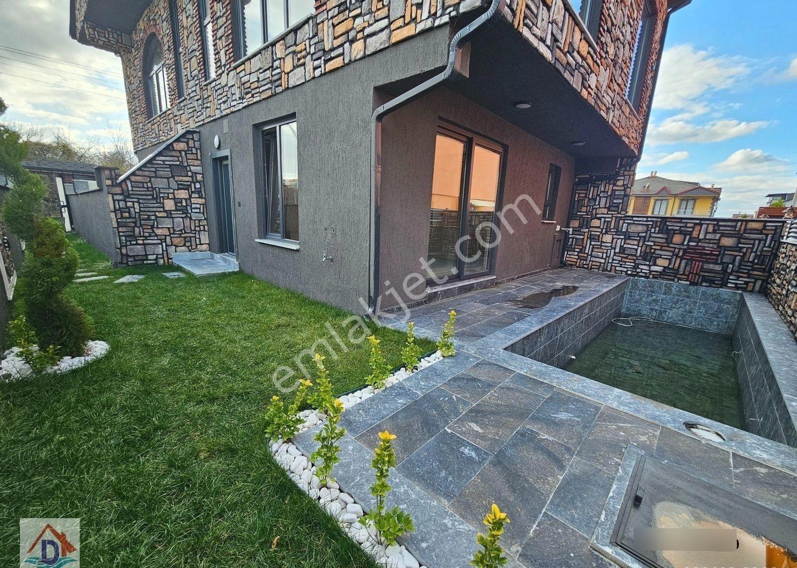 Deniz'den 4+1 Merkezi Konumda , Havuzlu Villa-tanıtım Videolu - Görsel 14