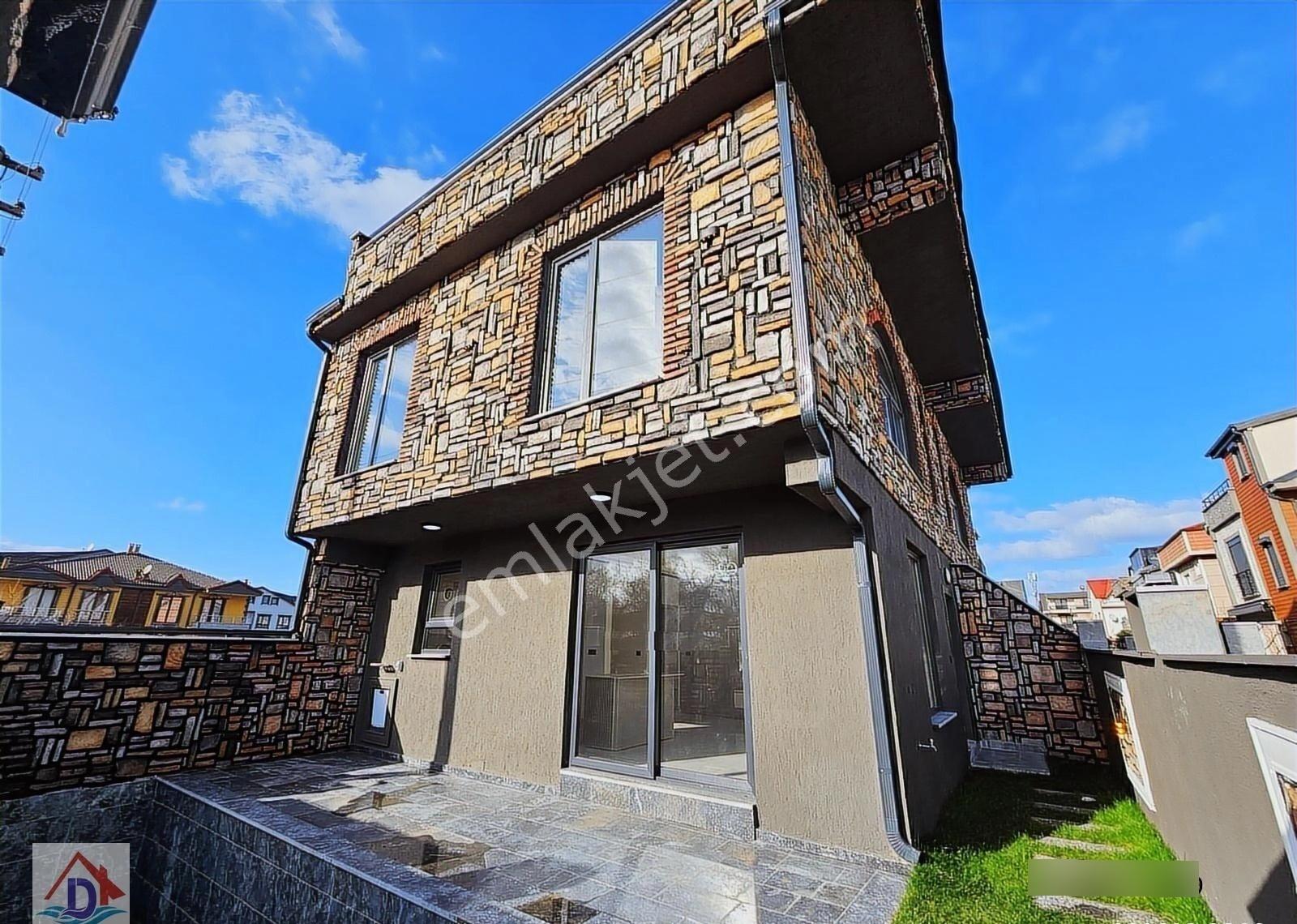 Deniz'den 4+1 Merkezi Konumda , Havuzlu Villa-tanıtım Videolu - Görsel 6