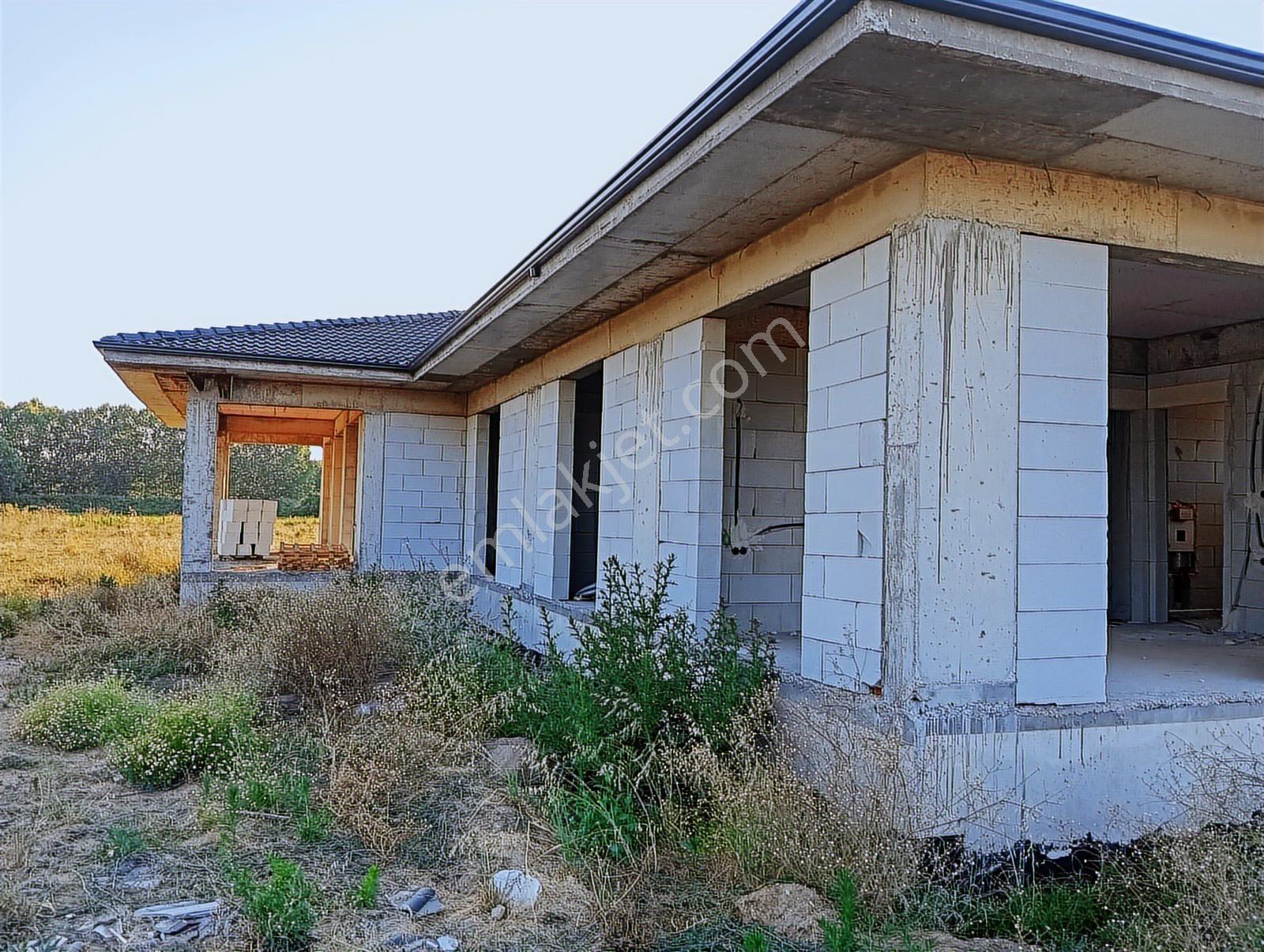Remax Hür'den Akyazı Gebeşte Satılık Arsa Ve Villa İnşaatı - Görsel 15