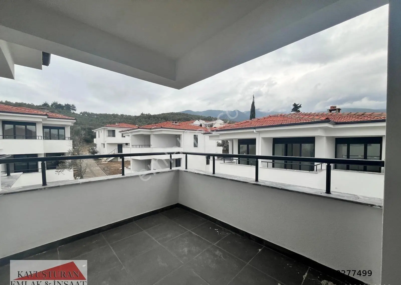 Kavuşturan Emlak'tan Güre'de **deniz Manzaralı**4+1 Fırsat Villa - Görsel 3