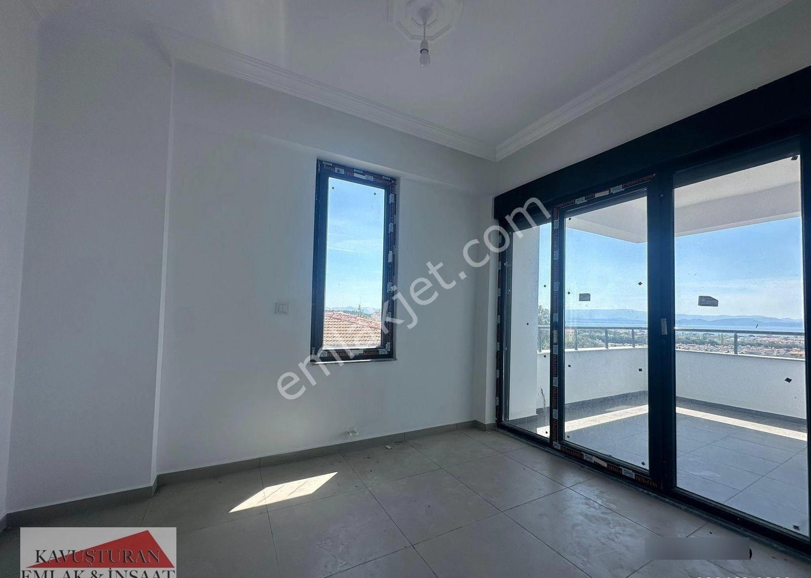 Kavuşturan Emlak'tan Güre'de **deniz Manzaralı**4+1 Fırsat Villa - Görsel 8