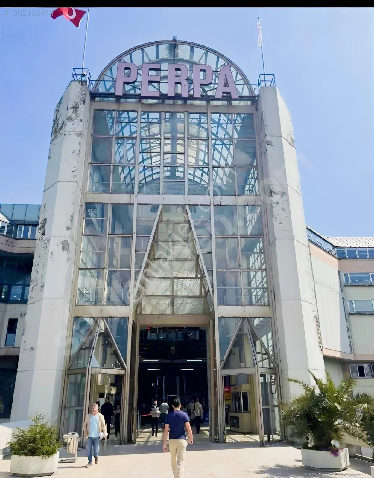 Perpa Ticaret Merkezînde Satılık 45 M2 13 Katta İşyeri