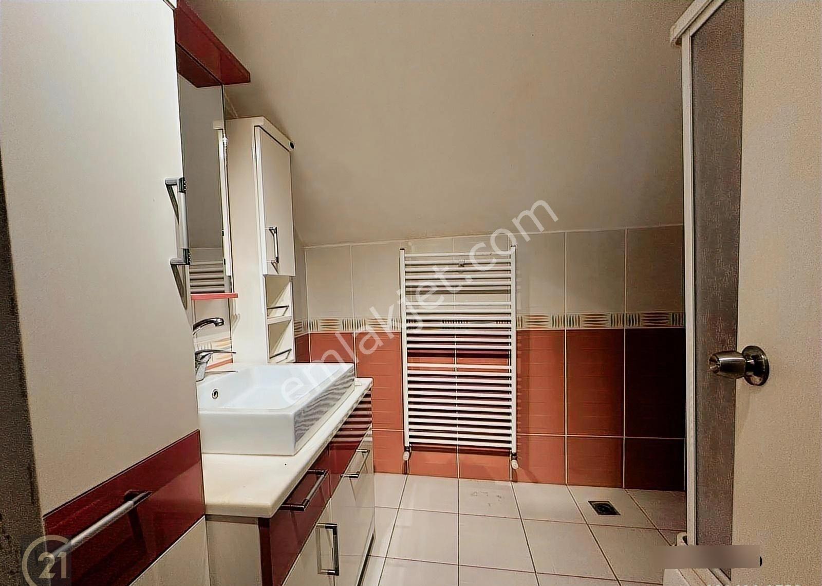 Gölbaşında Satılık Geniş Bahçeli Villa - Görsel 17