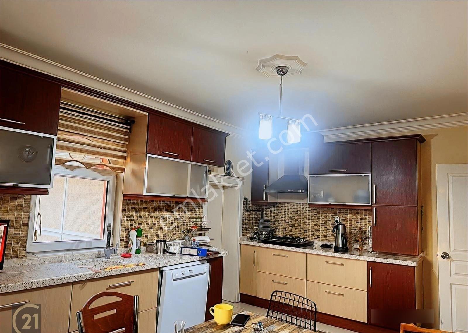 Gölbaşında Satılık Geniş Bahçeli Villa - Görsel 10