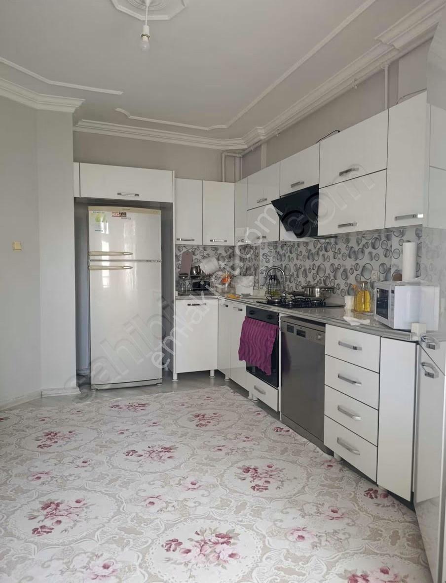 Kent Meydanı Civarı Satılık 3+1 Fırsat Daire - Görsel 5
