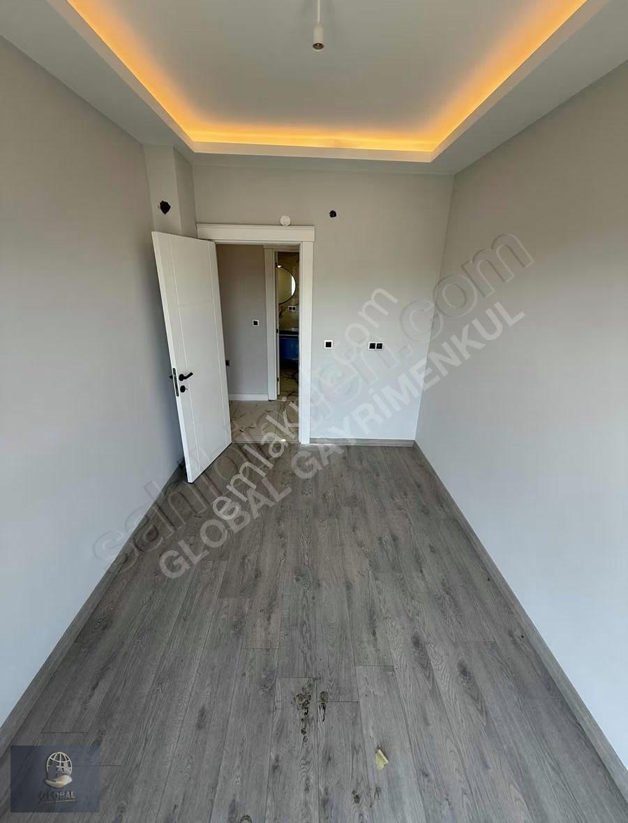 Önerler Havuzlu Güvenlikli Sıfır Lüx Site İçi Geniş 3+1 - Görsel 26