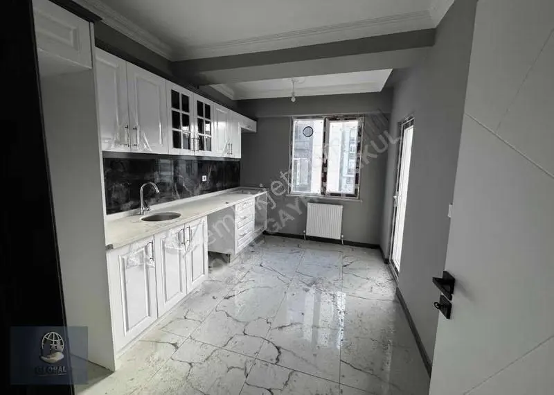Merkezi Konumda Huzur Evi Civarı 2+1 Ebeveynli 95m2 Geniş Sıfır - Görsel 2