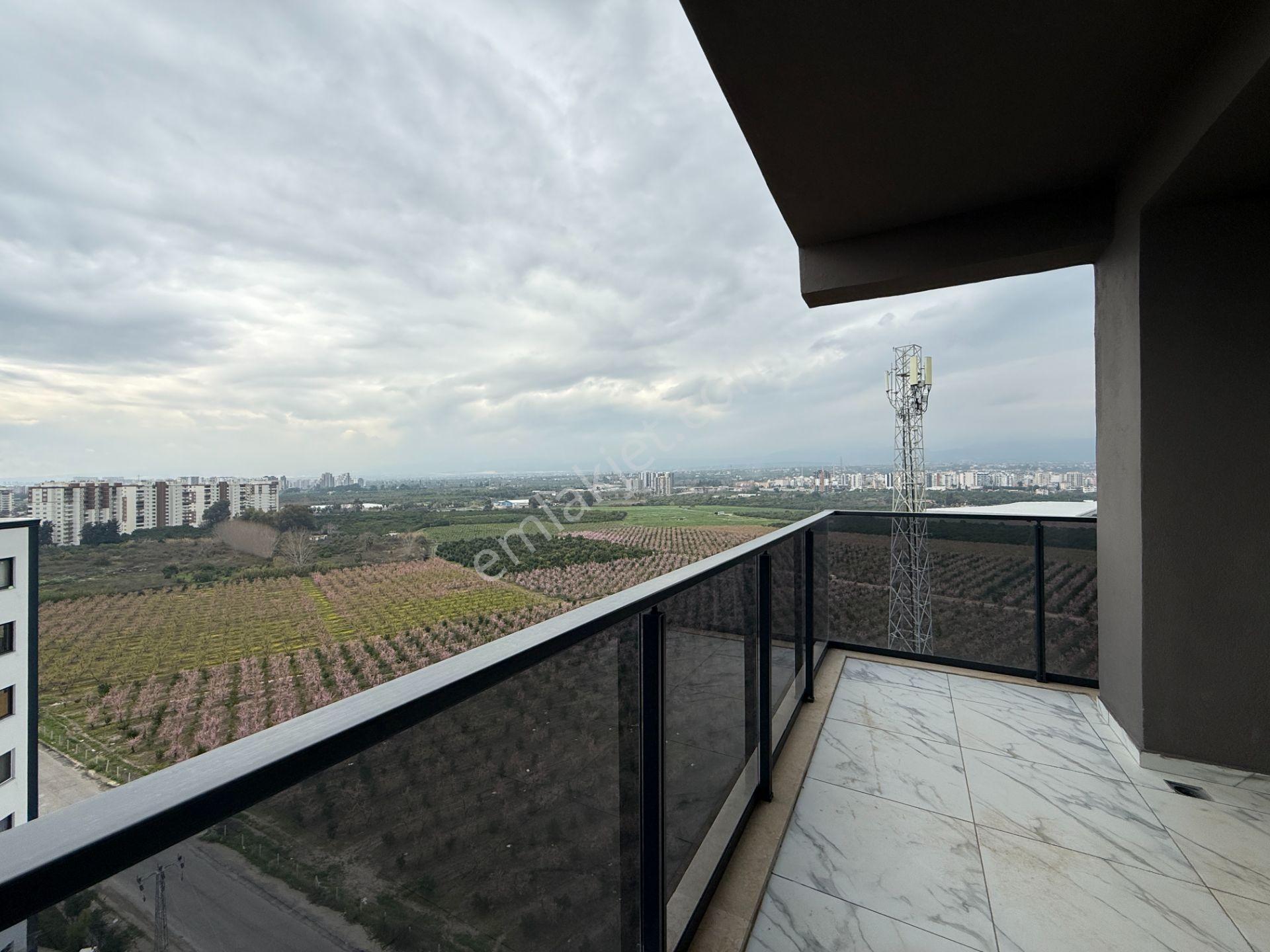 Thordan Satılık Liparis Kremlin'de Önü Açık 2+1 107m2 Daire